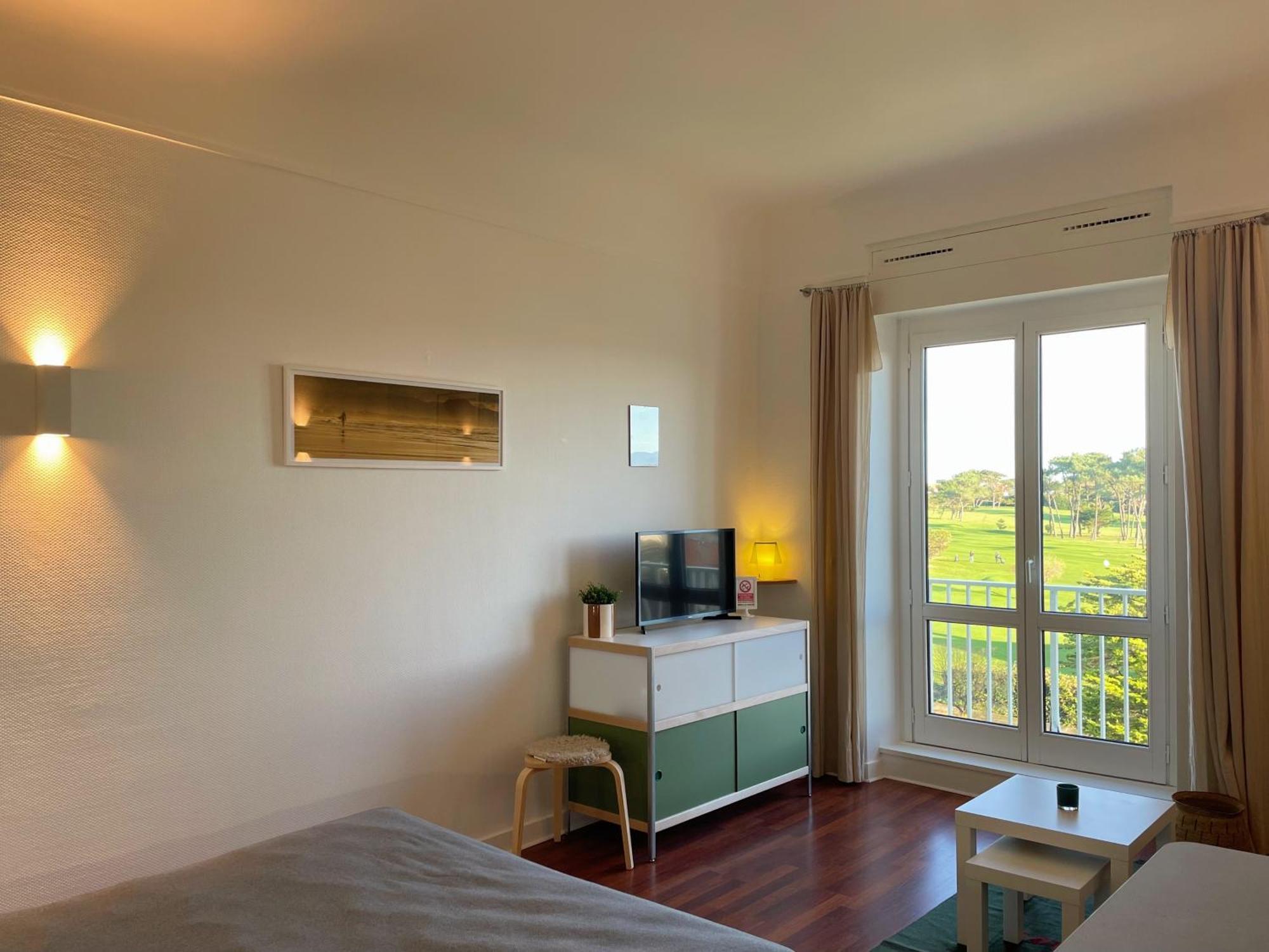 Prive Standing -le Regina Et Golf- Appartement *